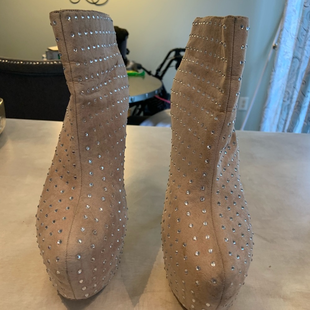 Gorgeous Rhinestone Tan High Heels 👠 - Picture 2 of 7